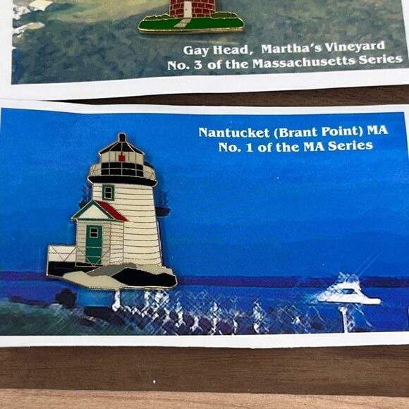 Collectible Enamel plated on 14 K Gold Massachusetts Lighthouse pins 2003 - Picture 2 of 14